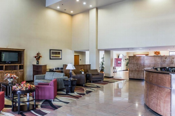 Comfort Suites Clayton - Garner image 4